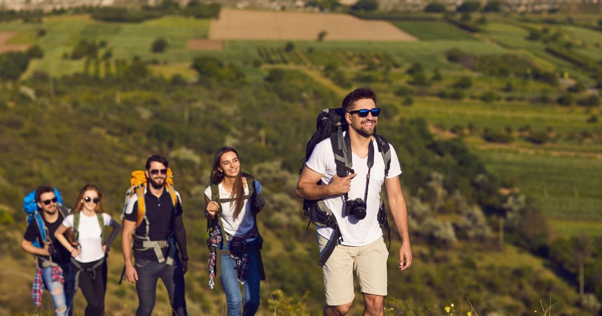 Why the best way to travel is with a Tour Guide 