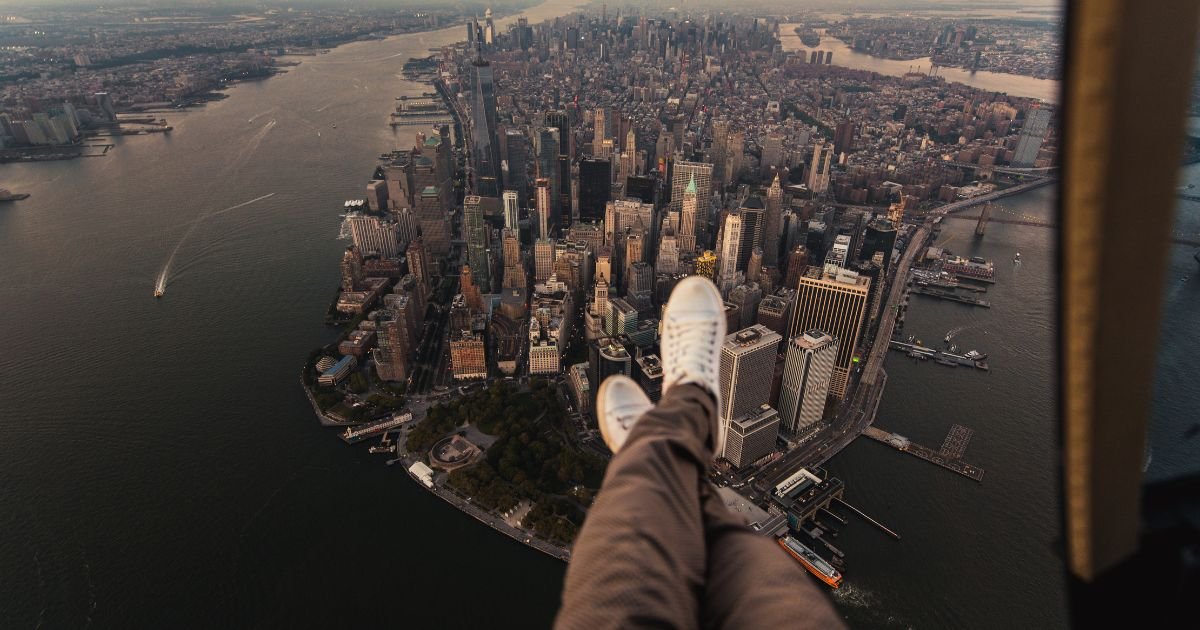 Questions to Ask a Tourist Guide To Unlock Hidden Gems While Travelling (2024) 3 High-earning Tour Guide Destinations